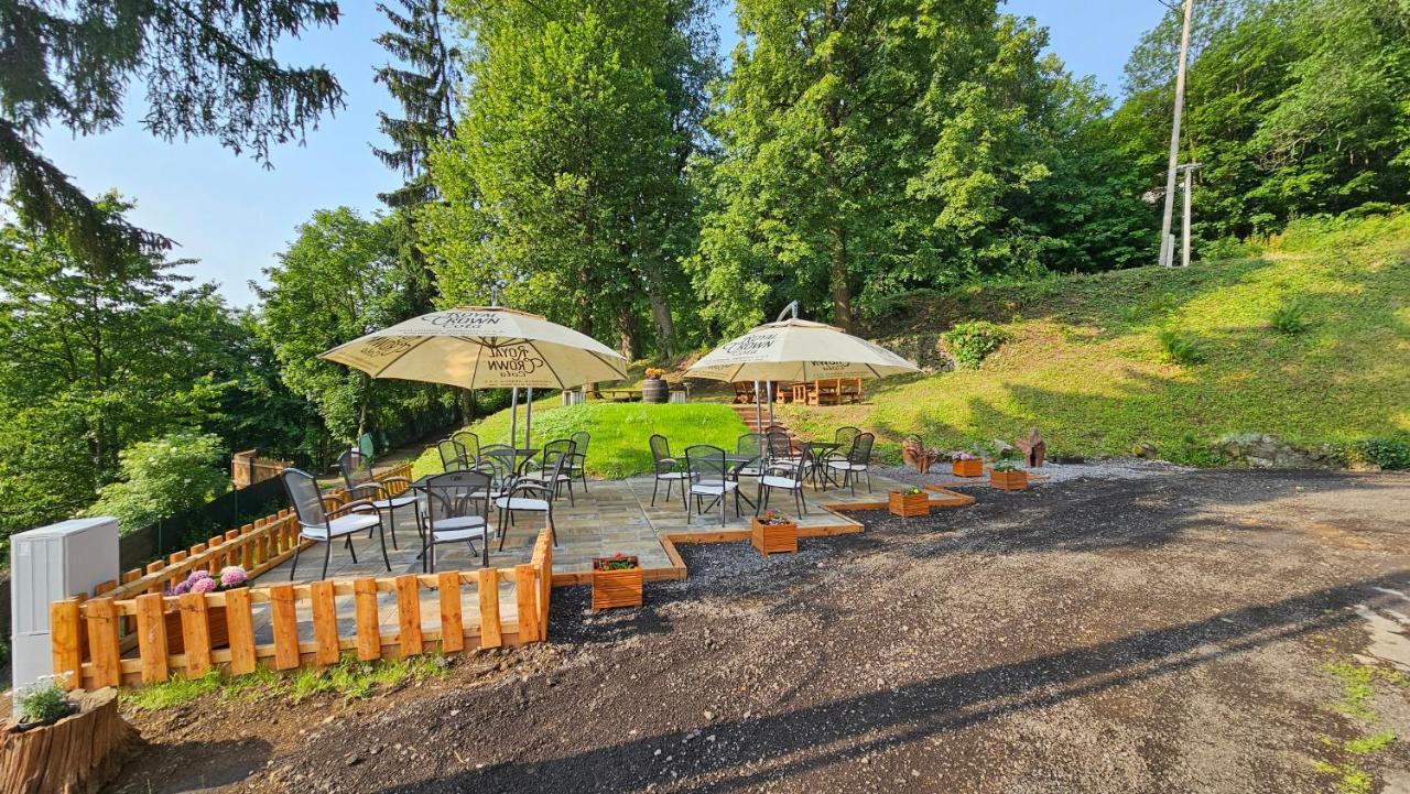 Black M - Penzion - Restauracia Banská Štiavnica Exterior foto