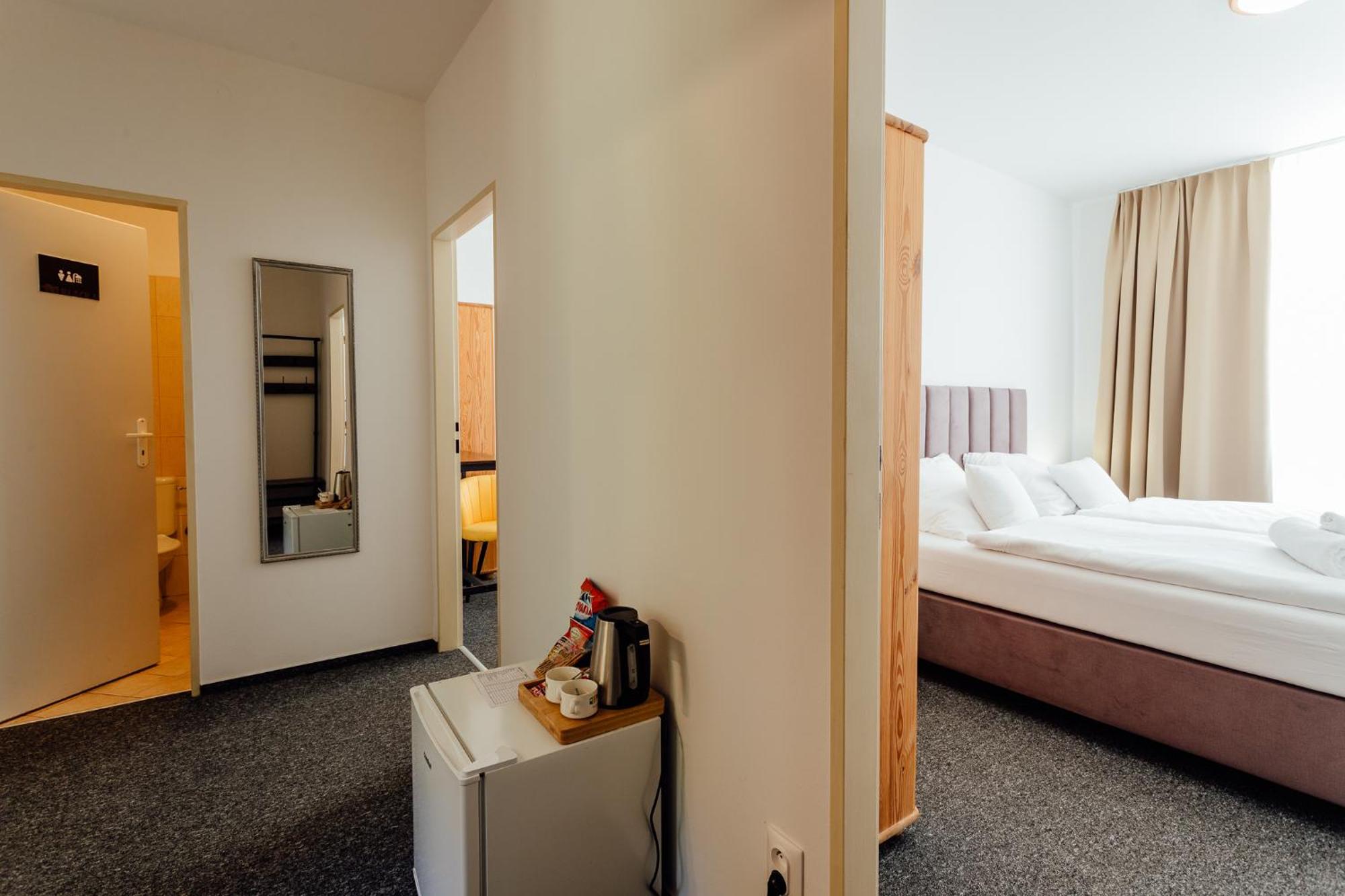 Black M - Penzion - Restauracia Banská Štiavnica Zimmer foto